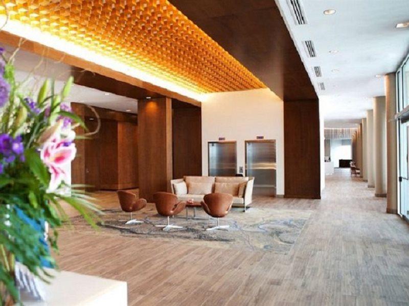 Grey Eagle Resort YYC Eksteriør bilde